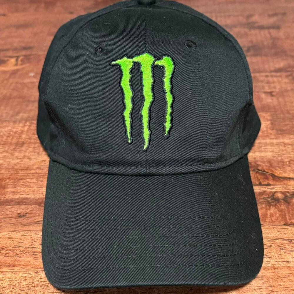 Monster Snap Back Black hat by Otto